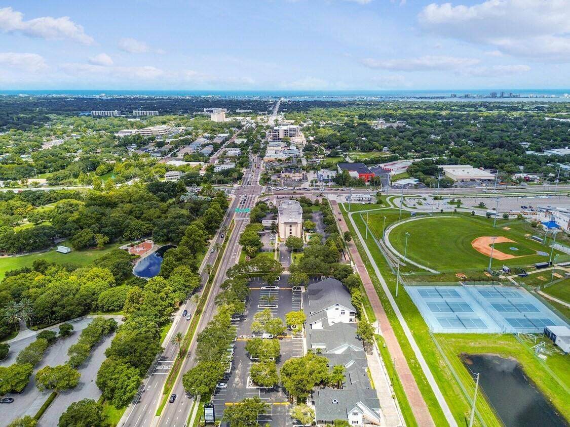 300 E BAY 2ND FLOOR - W DRIVE, Largo, FL 33770