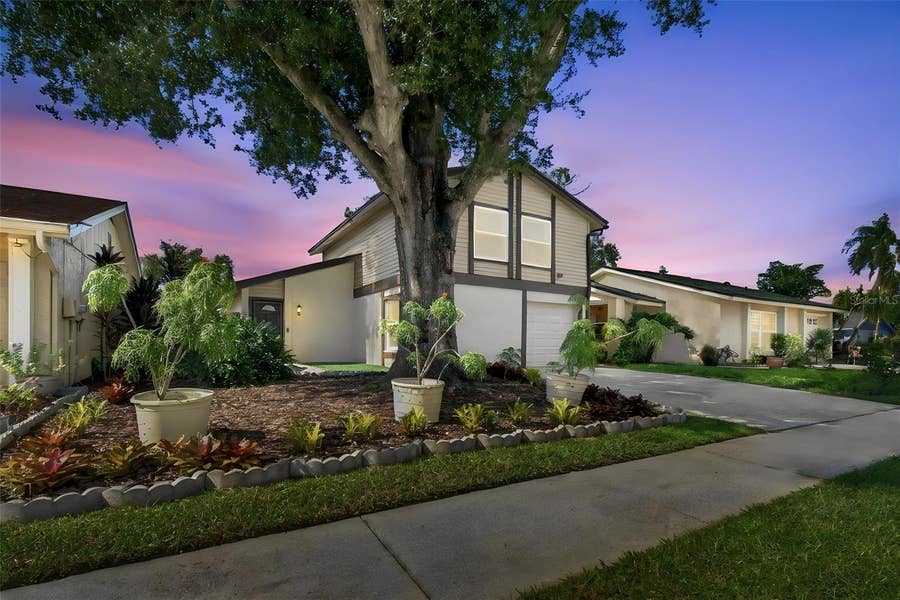 Property photo for 4830 GROVE POINT DRIVE, Tampa, FL