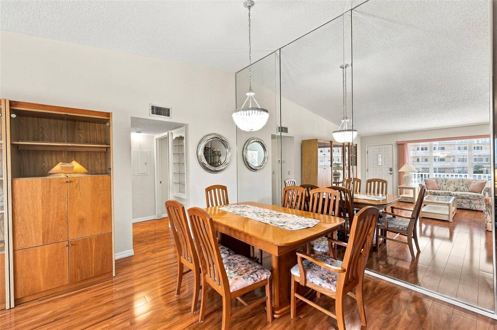 2220 SWEDISH DRIVE, #42, Clearwater, FL 33763 2220 SWEDISH DRIVE, #42, Clearwater, FL 33763