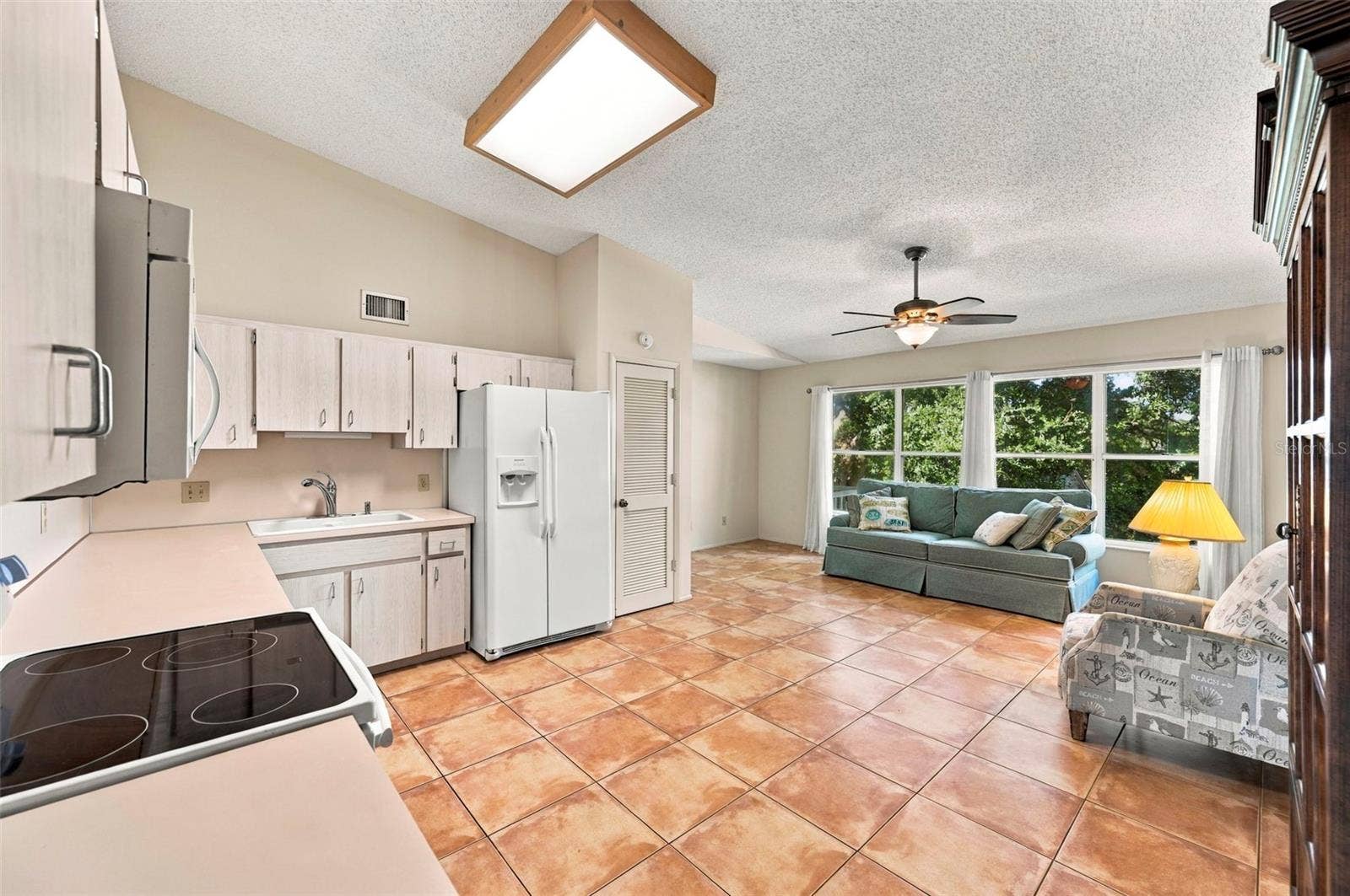 2220 SWEDISH DRIVE, #42, Clearwater, FL 33763 2220 SWEDISH DRIVE, #42, Clearwater, FL 33763