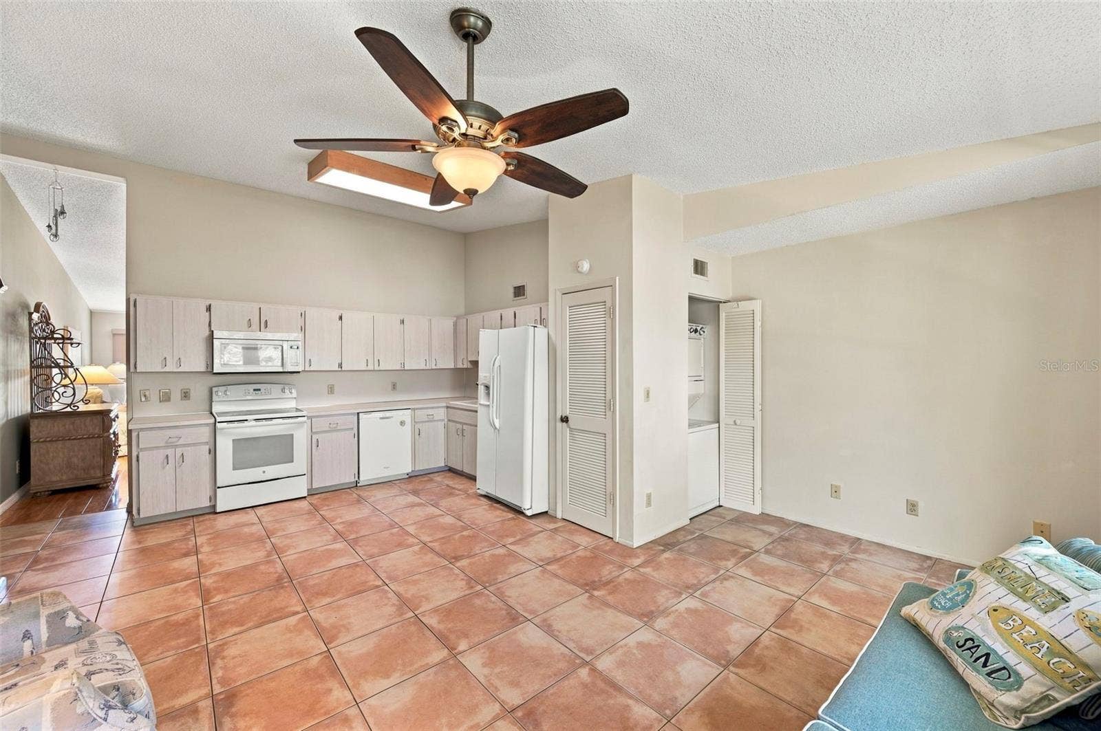 2220 SWEDISH DRIVE, #42, Clearwater, FL 33763 2220 SWEDISH DRIVE, #42, Clearwater, FL 33763