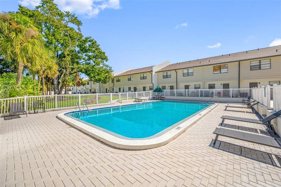 Property photo for 6119 MEMORIAL HIGHWAY, #20, Tampa, FL