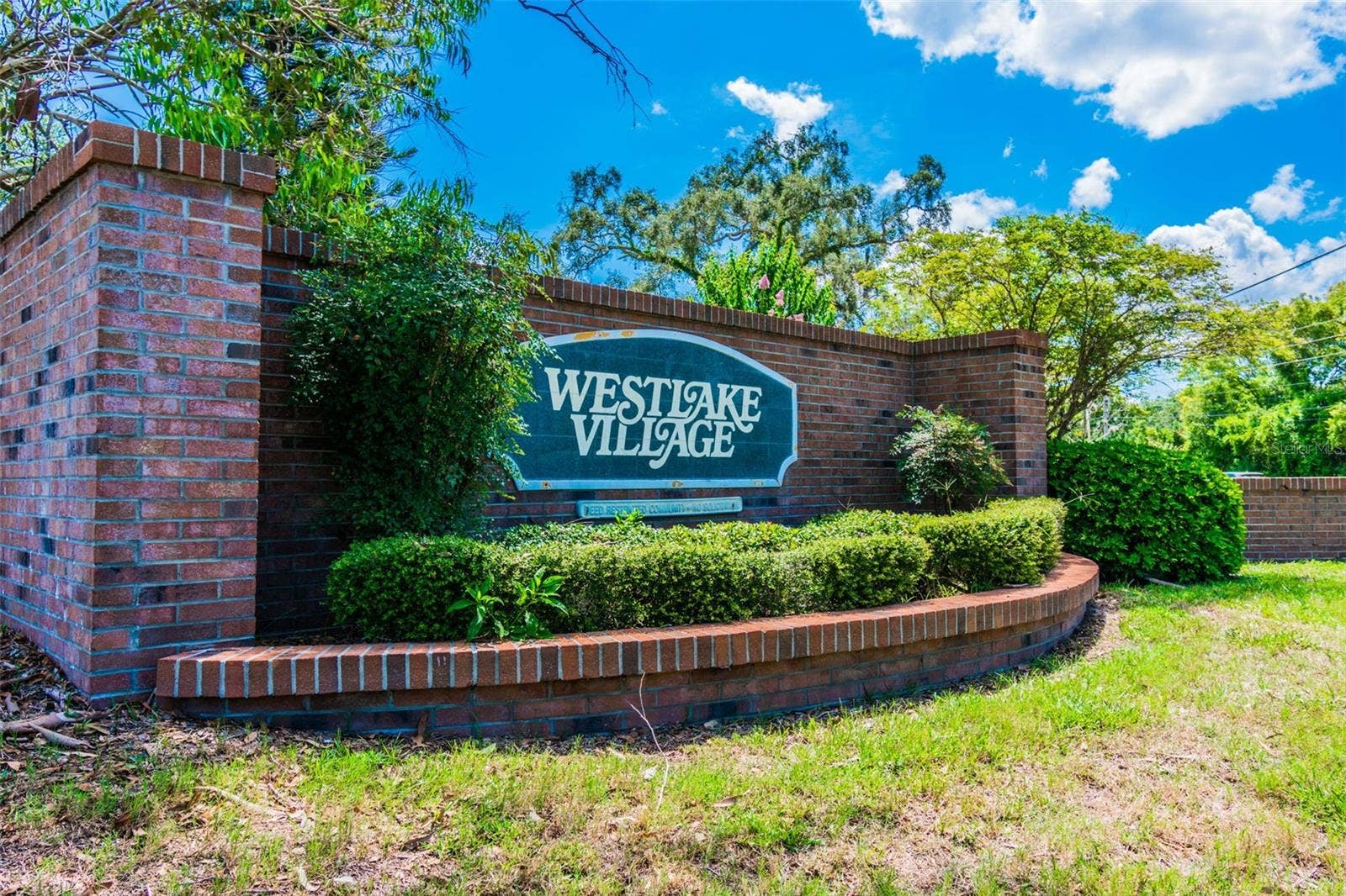 874 PINEWOOD TERRACE W, Palm Harbor, FL 34683