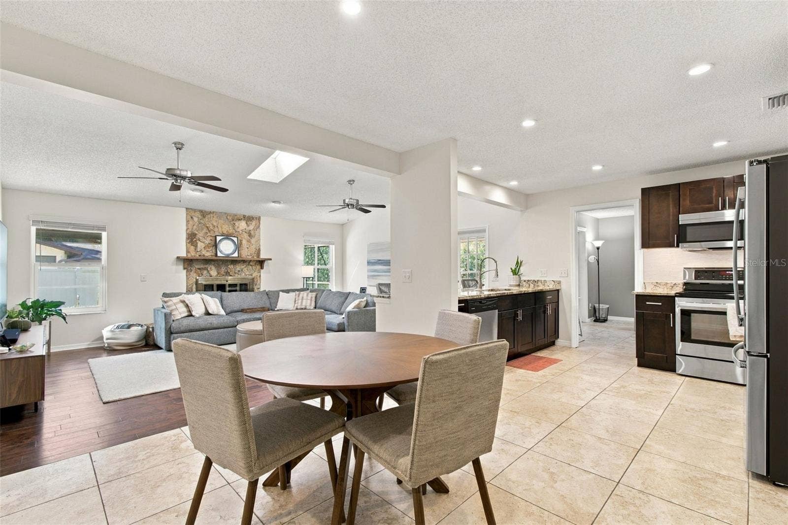 874 PINEWOOD TERRACE W, Palm Harbor, FL 34683