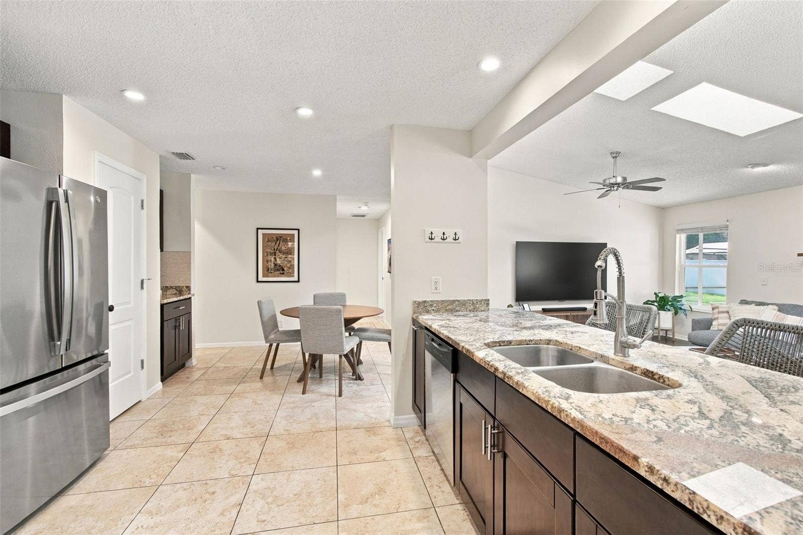 874 PINEWOOD TERRACE W, Palm Harbor, FL 34683