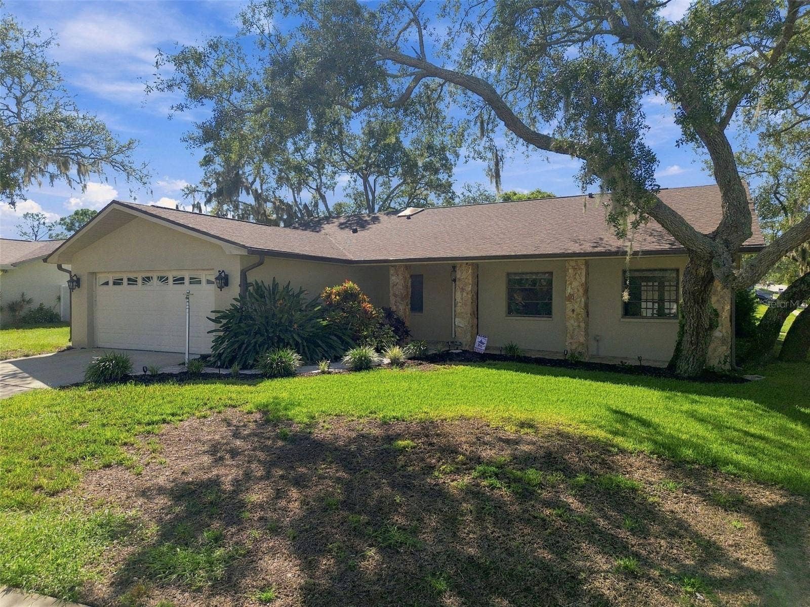 874 PINEWOOD TERRACE W, Palm Harbor, FL 34683