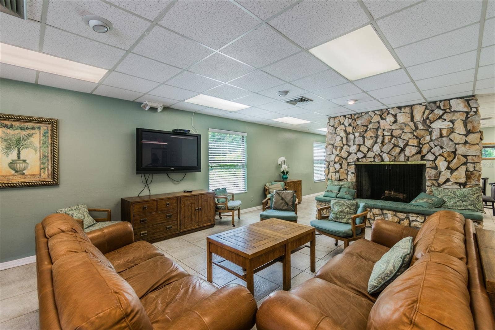 874 PINEWOOD TERRACE W, Palm Harbor, FL 34683