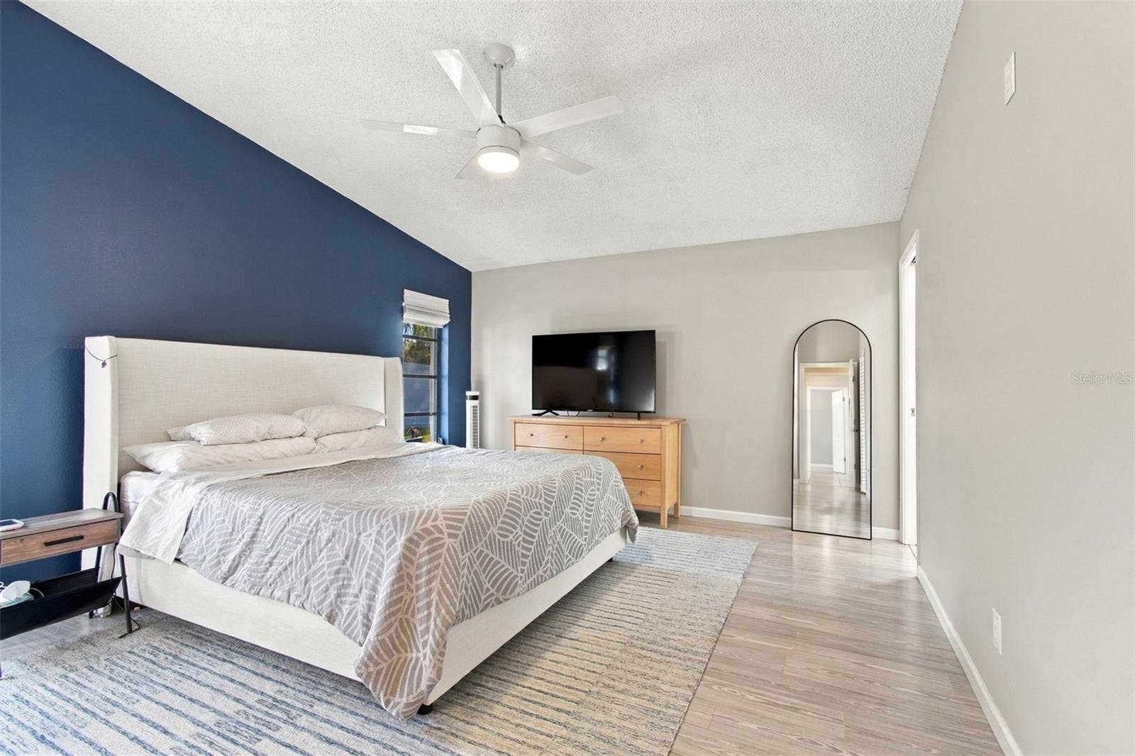874 PINEWOOD TERRACE W, Palm Harbor, FL 34683