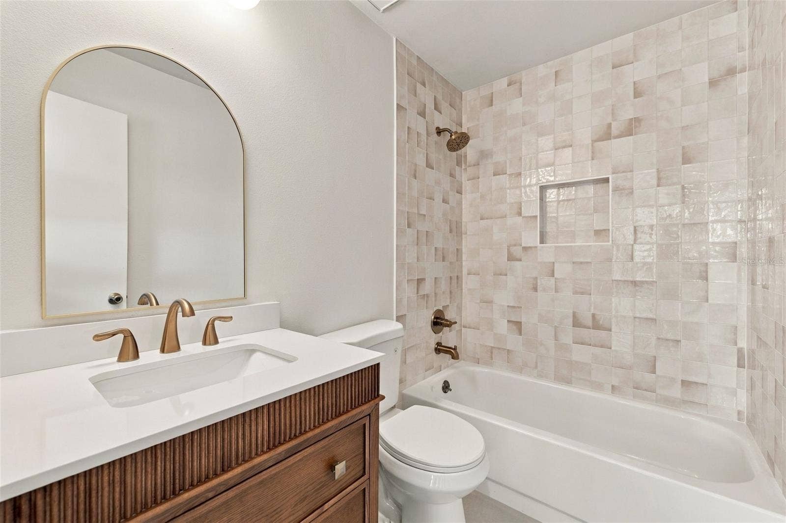 12808 DUNHILL DRIVE, Tampa, FL 33624 12808 DUNHILL DRIVE, Tampa, FL 33624