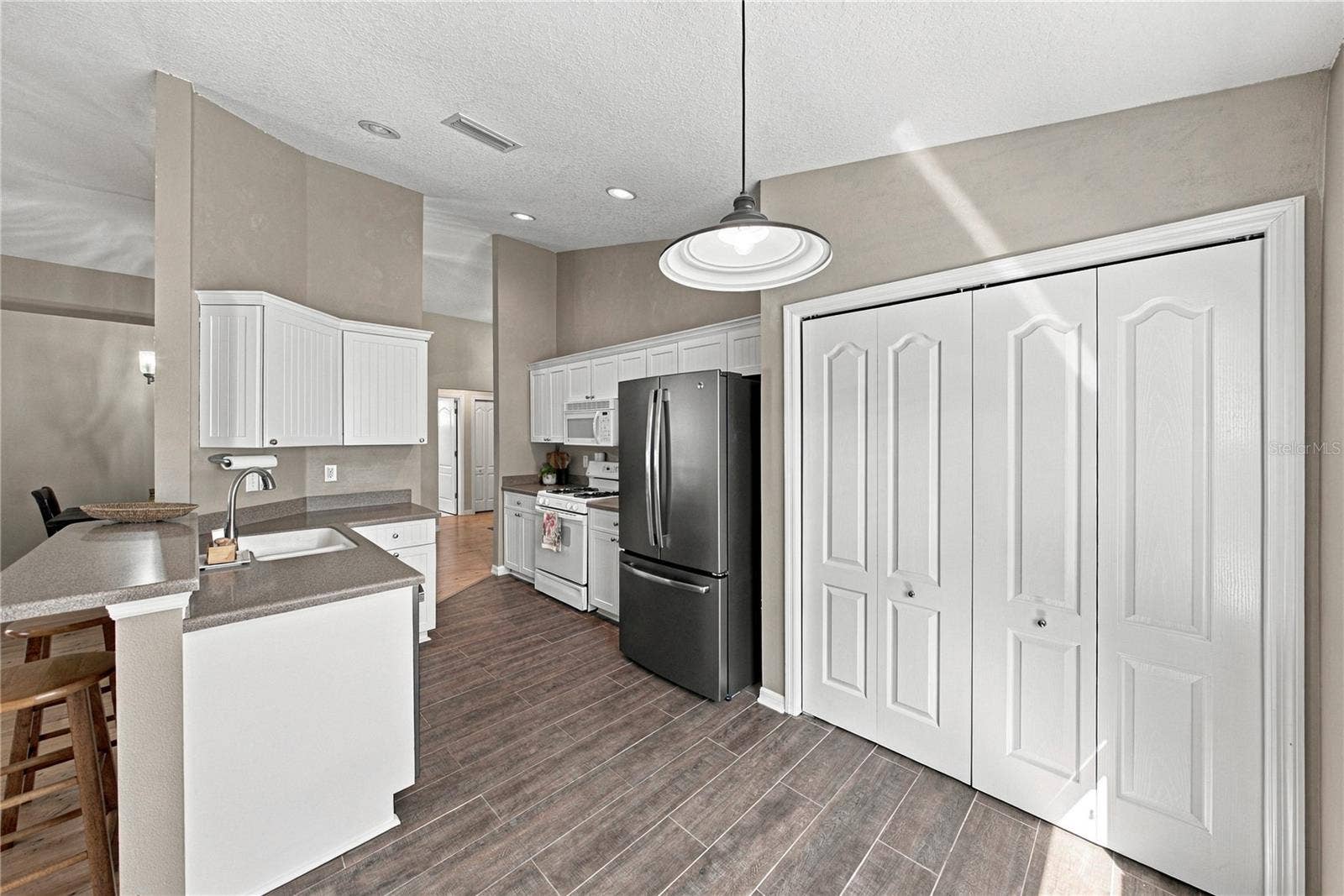 7619 WILTSHIRE PARK PLACE, Apollo Beach, FL 33572