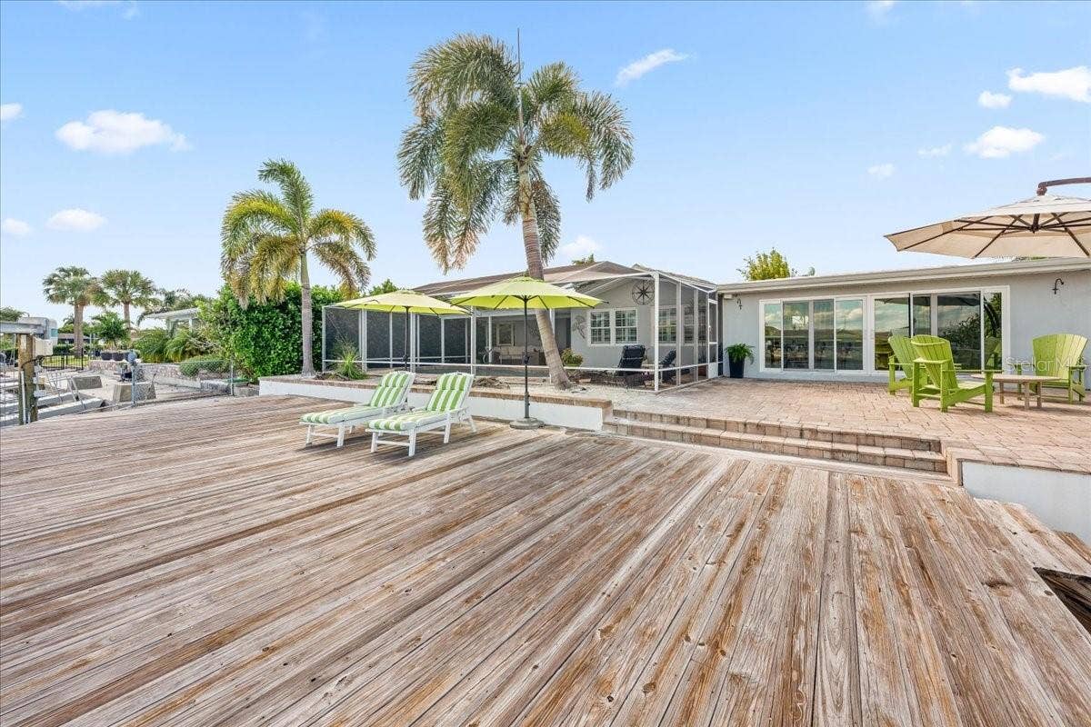 5448 PILOTS PLACE, New Port Richey, FL 34652