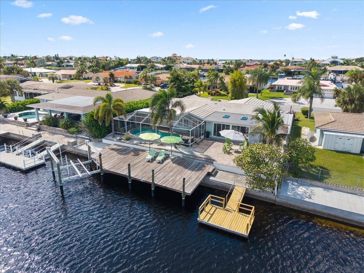 5448 PILOTS PLACE, New Port Richey, FL 34652