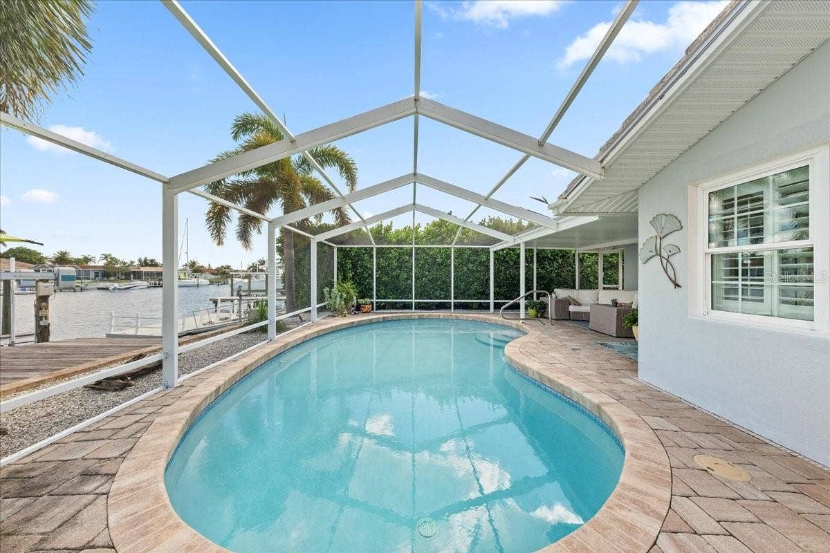 5448 PILOTS PLACE, New Port Richey, FL 34652
