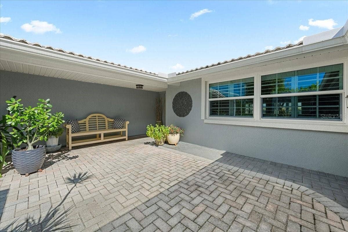 5448 PILOTS PLACE, New Port Richey, FL 34652