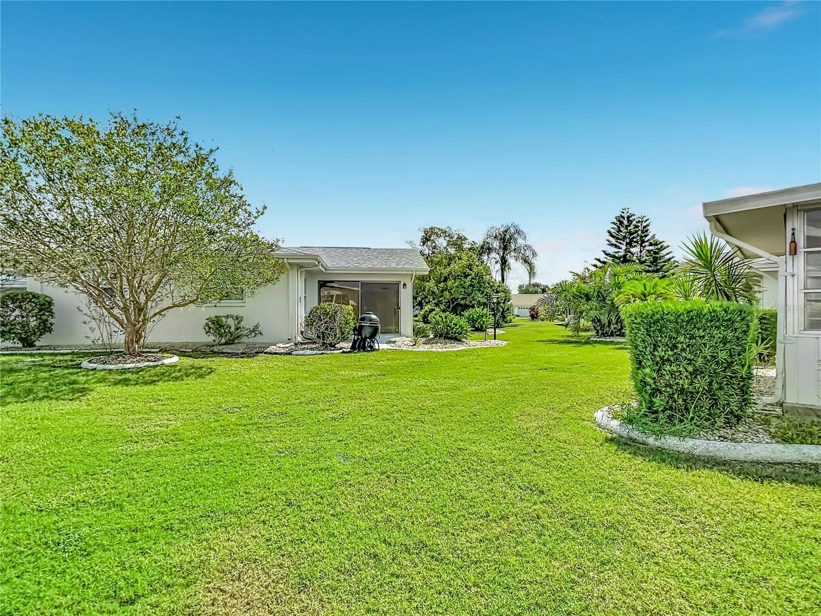 905 BLUEWATER DRIVE, Sun City Center, FL 33573