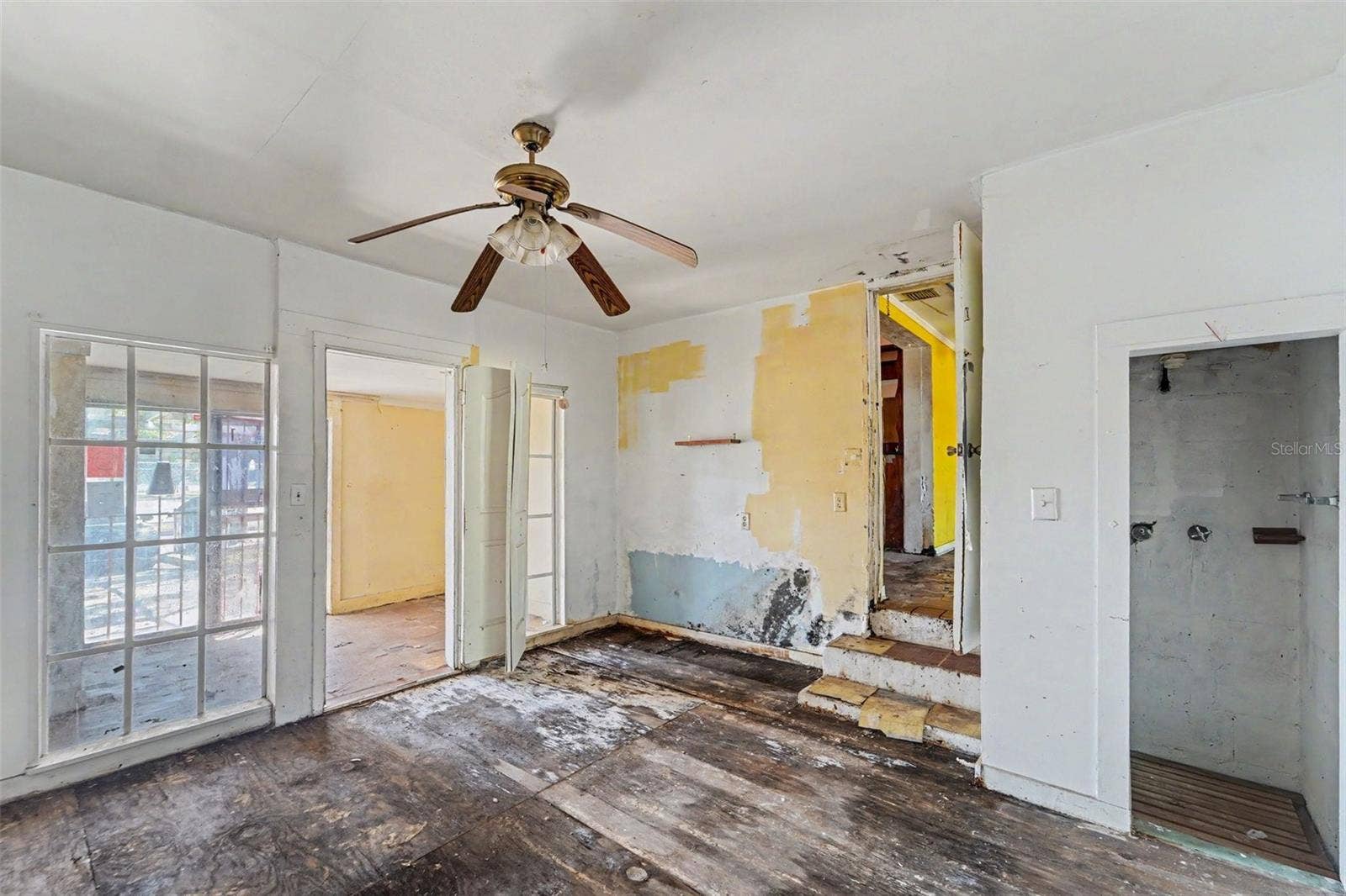504 E EMILY STREET, Tampa, FL 33603 504 E EMILY STREET, Tampa, FL 33603