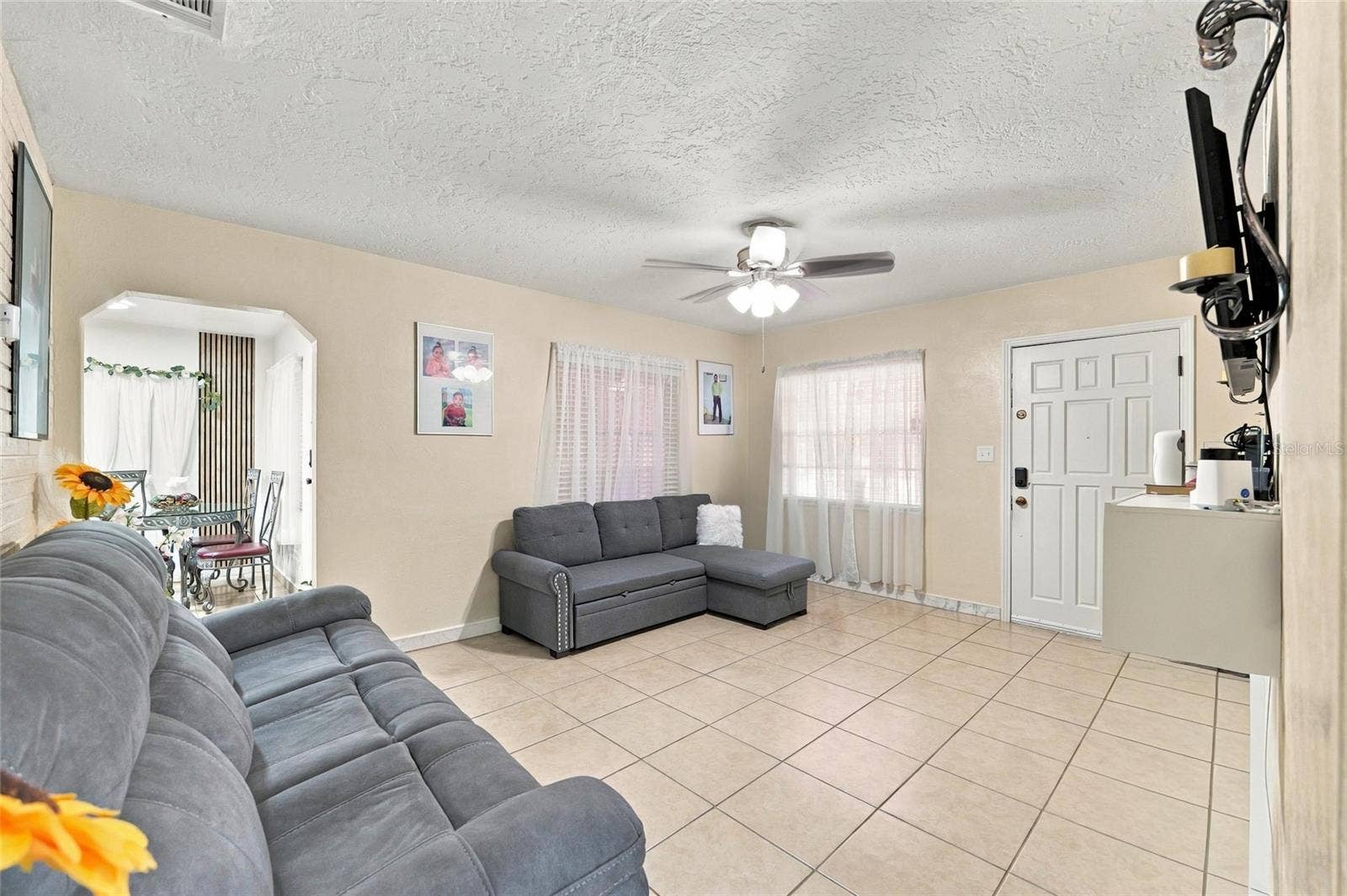 1508 W KNOLLWOOD STREET, Tampa, FL 33604