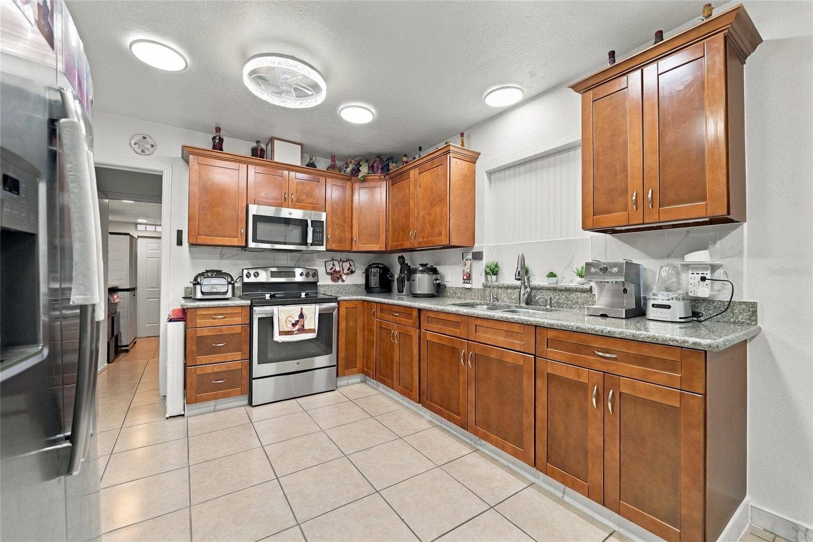 1508 W KNOLLWOOD STREET, Tampa, FL 33604