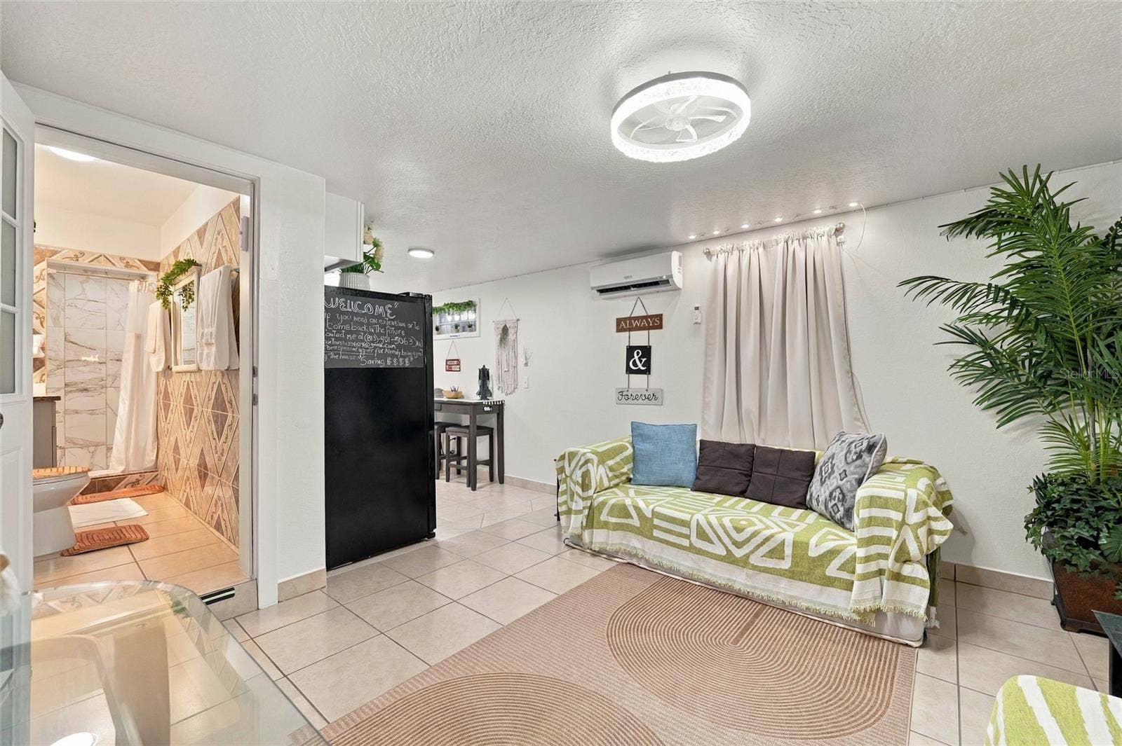 1508 W KNOLLWOOD STREET, Tampa, FL 33604