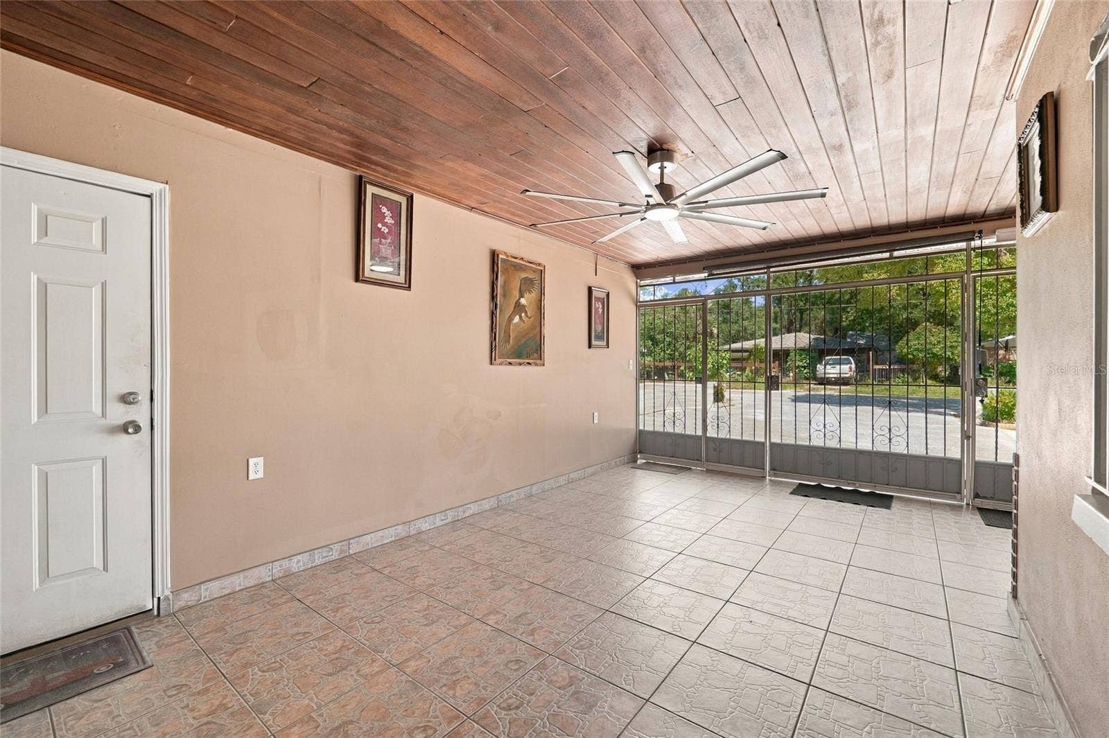 1508 W KNOLLWOOD STREET, Tampa, FL 33604