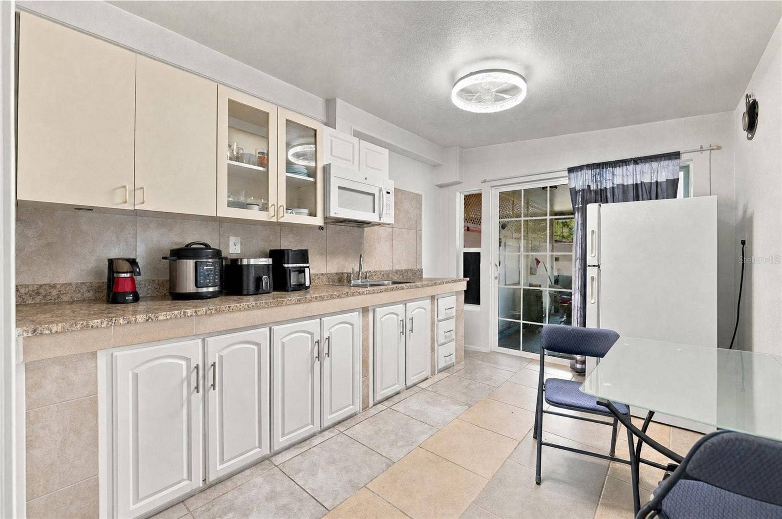 1508 W KNOLLWOOD STREET, Tampa, FL 33604