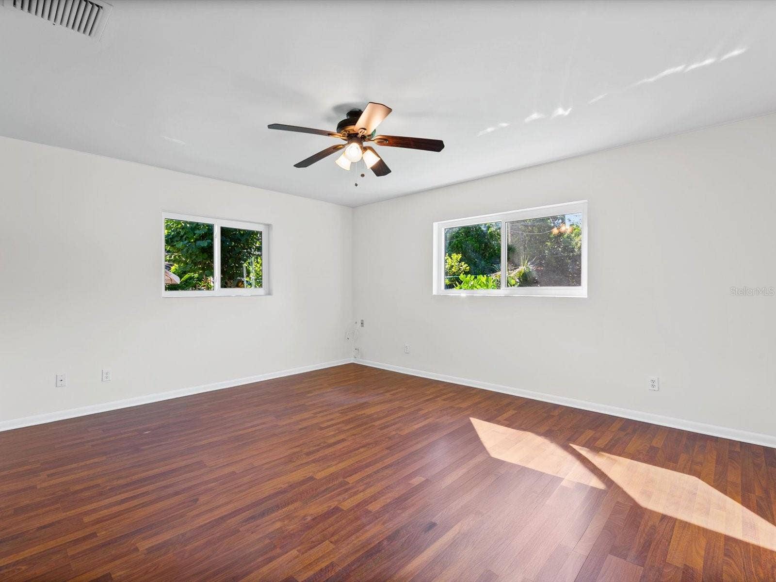 1610 EVERGREEN AVENUE S, Clearwater, FL 33756