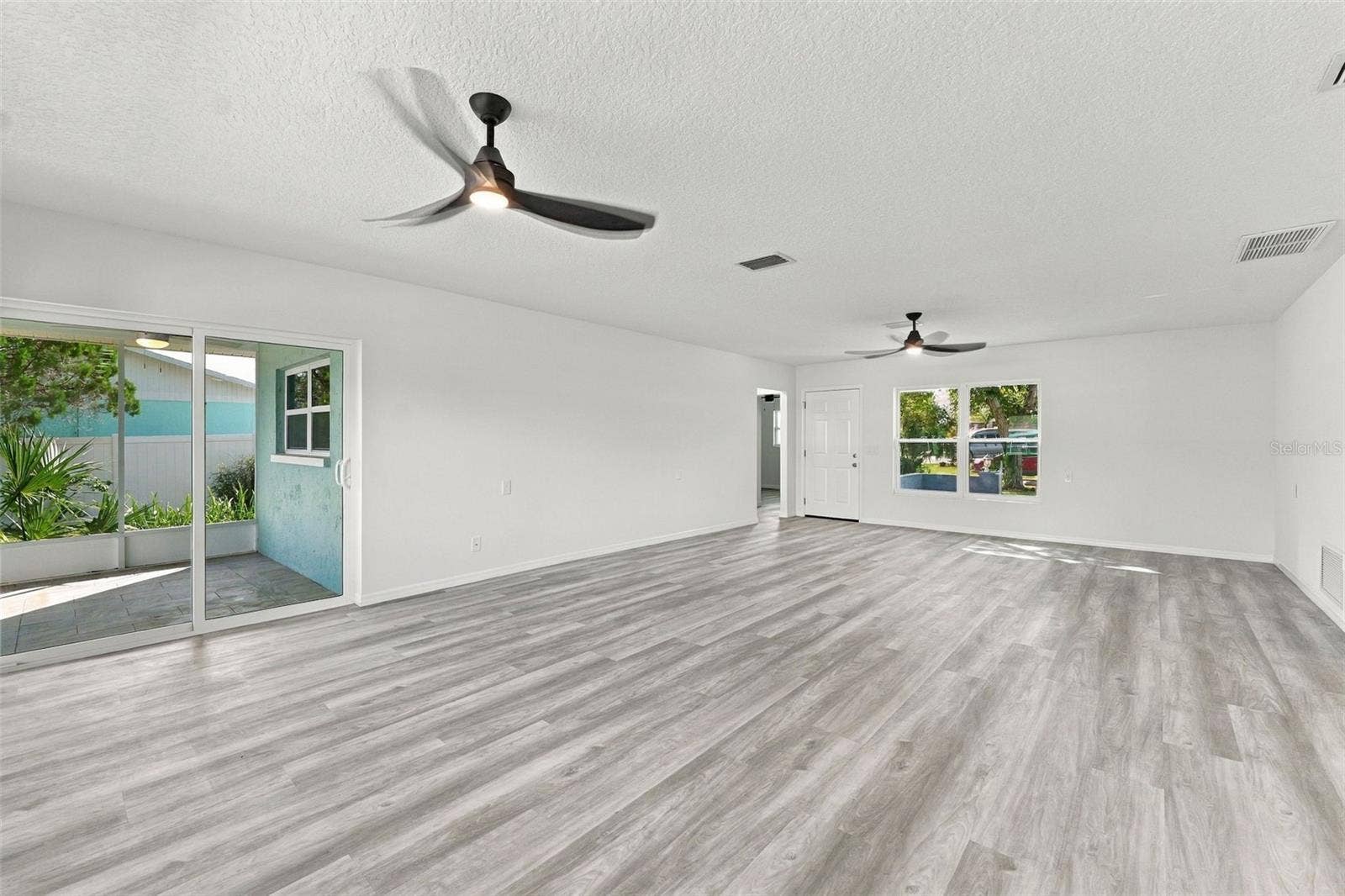 4516 GULFSTREAM DRIVE, Hernando Beach, FL 34607 4516 GULFSTREAM DRIVE, Hernando Beach, FL 34607
