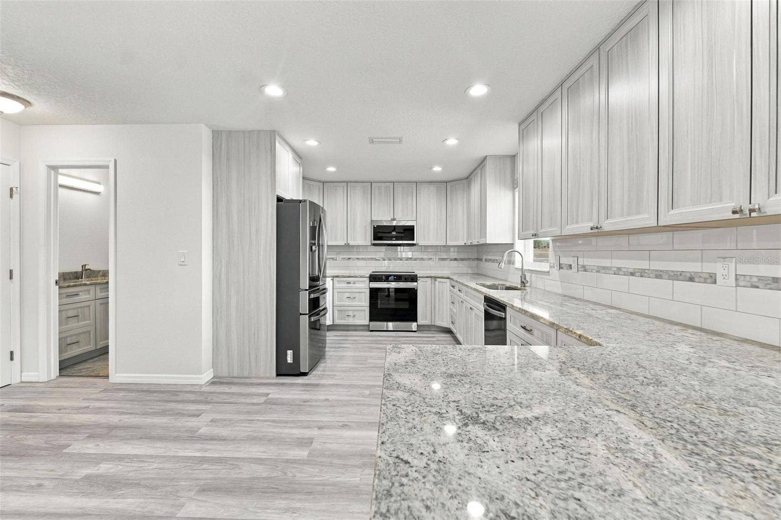 4516 GULFSTREAM DRIVE, Hernando Beach, FL 34607 4516 GULFSTREAM DRIVE, Hernando Beach, FL 34607
