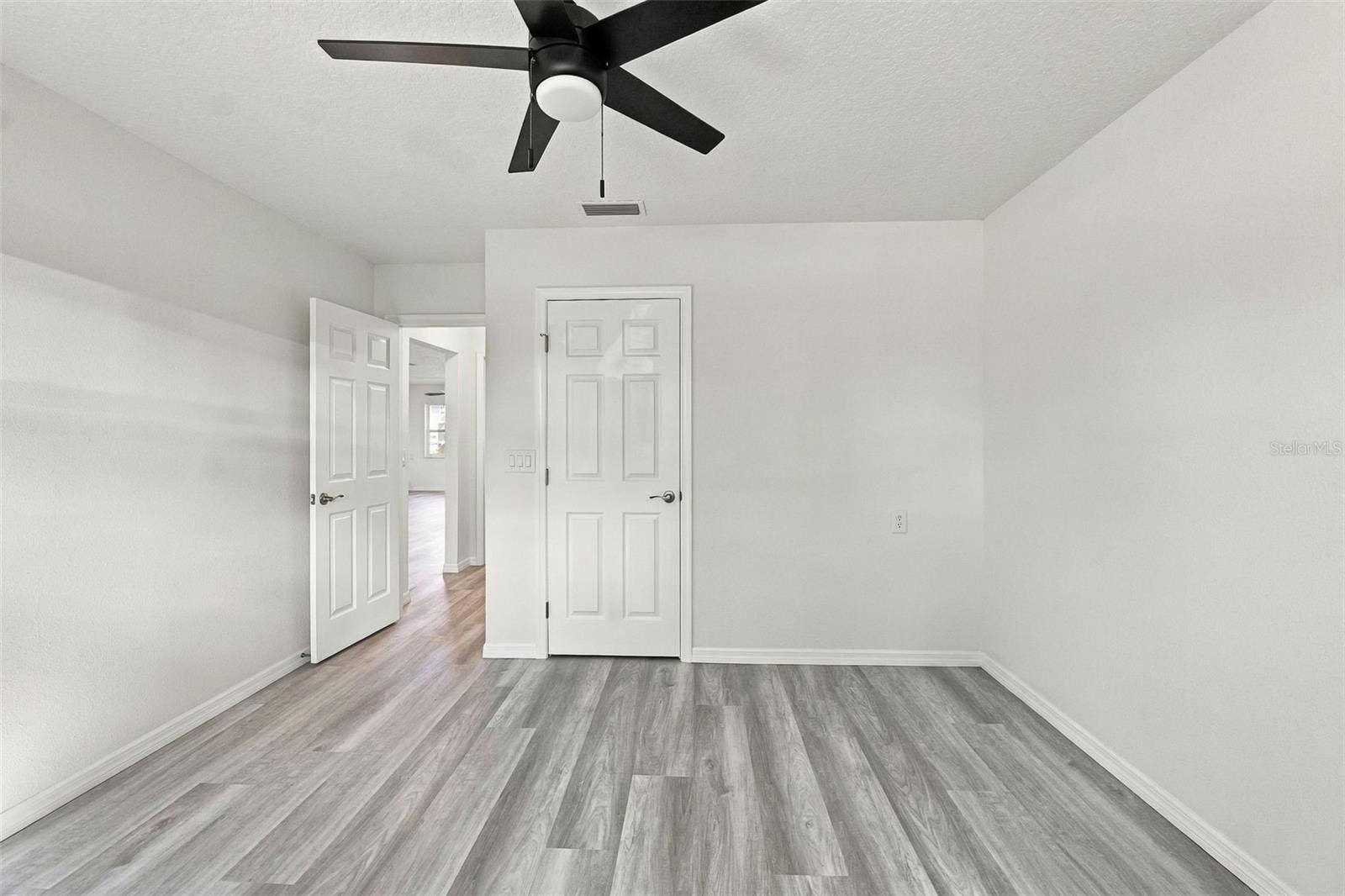 4516 GULFSTREAM DRIVE, Hernando Beach, FL 34607 4516 GULFSTREAM DRIVE, Hernando Beach, FL 34607