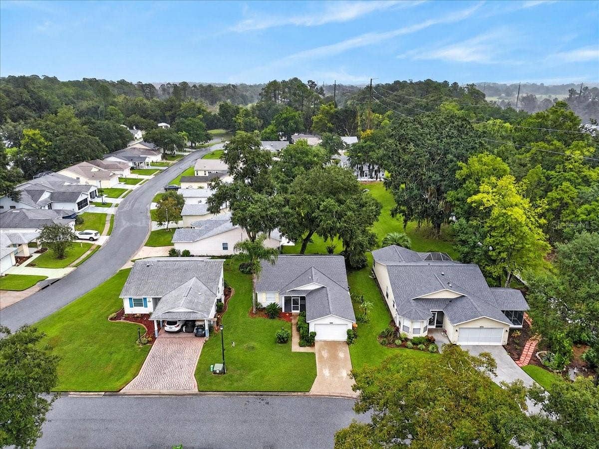 32226 SUMMERTREE CIRCLE, Leesburg, FL 34748