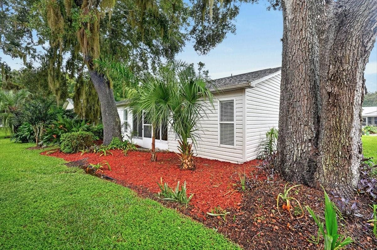 32226 SUMMERTREE CIRCLE, Leesburg, FL 34748