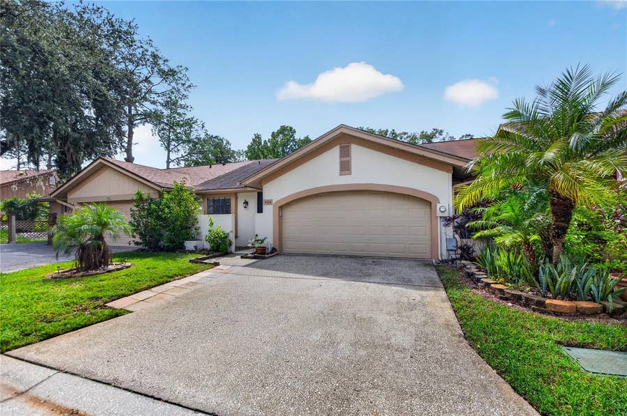 Property photo for 4004 SHORESIDE CIRCLE, Tampa, FL
