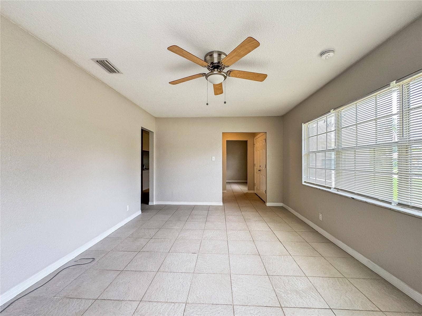 4407 POMPANO DRIVE, Tampa, FL 33617 4407 POMPANO DRIVE, Tampa, FL 33617
