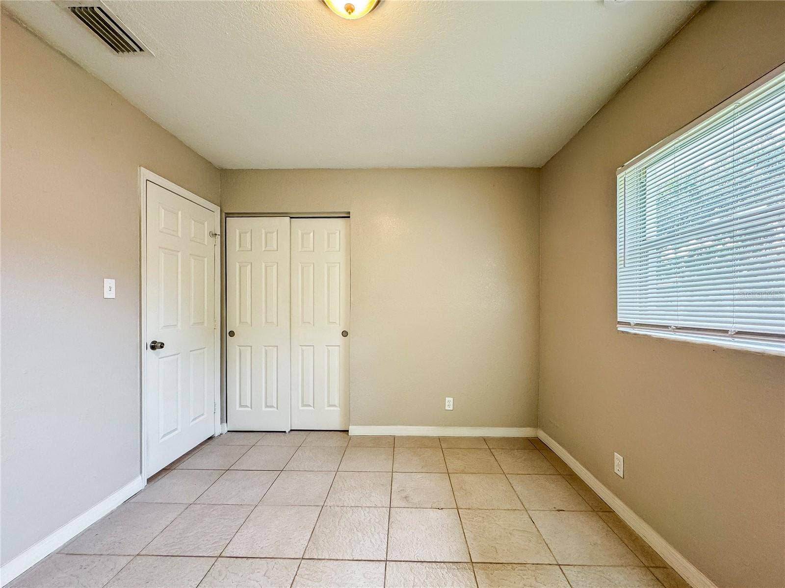 4407 POMPANO DRIVE, Tampa, FL 33617 4407 POMPANO DRIVE, Tampa, FL 33617