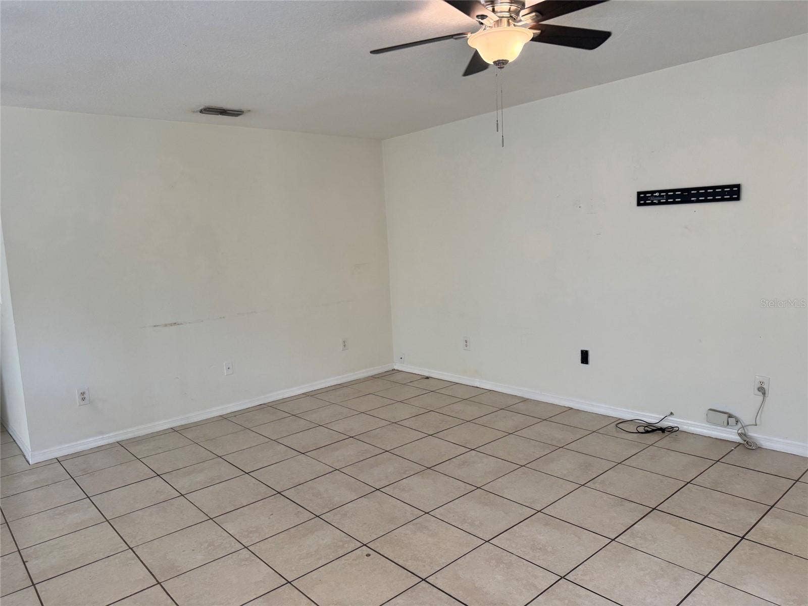 2609 E EMMA STREET, Tampa, FL 33610