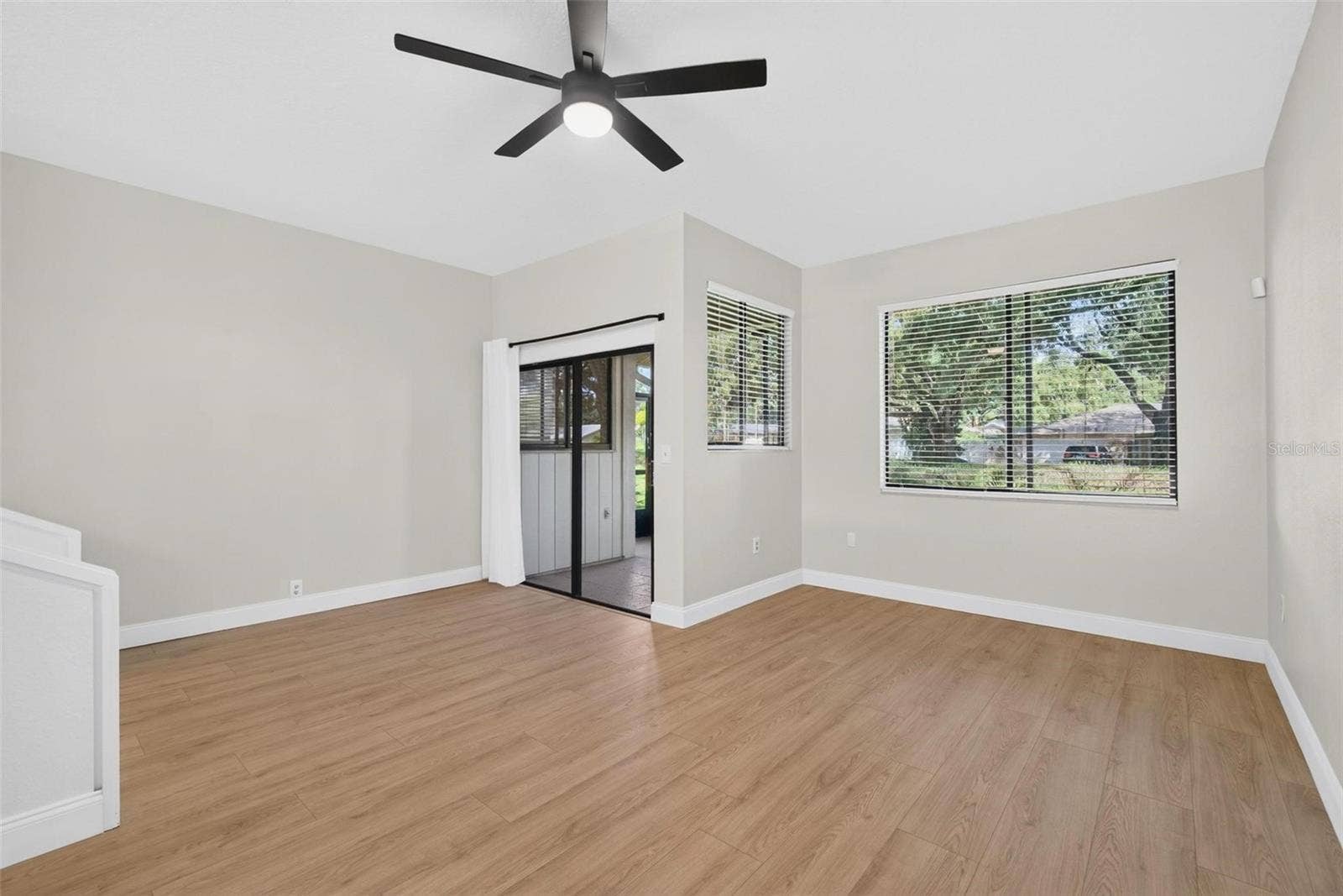 456 LAKEVIEW DRIVE, #5, Palm Harbor, FL 34683 456 LAKEVIEW DRIVE, #5, Palm Harbor, FL 34683