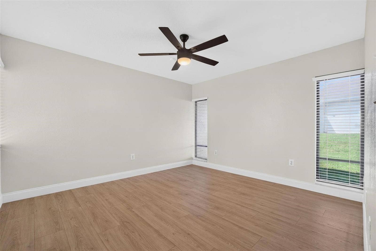456 LAKEVIEW DRIVE, #5, Palm Harbor, FL 34683 456 LAKEVIEW DRIVE, #5, Palm Harbor, FL 34683