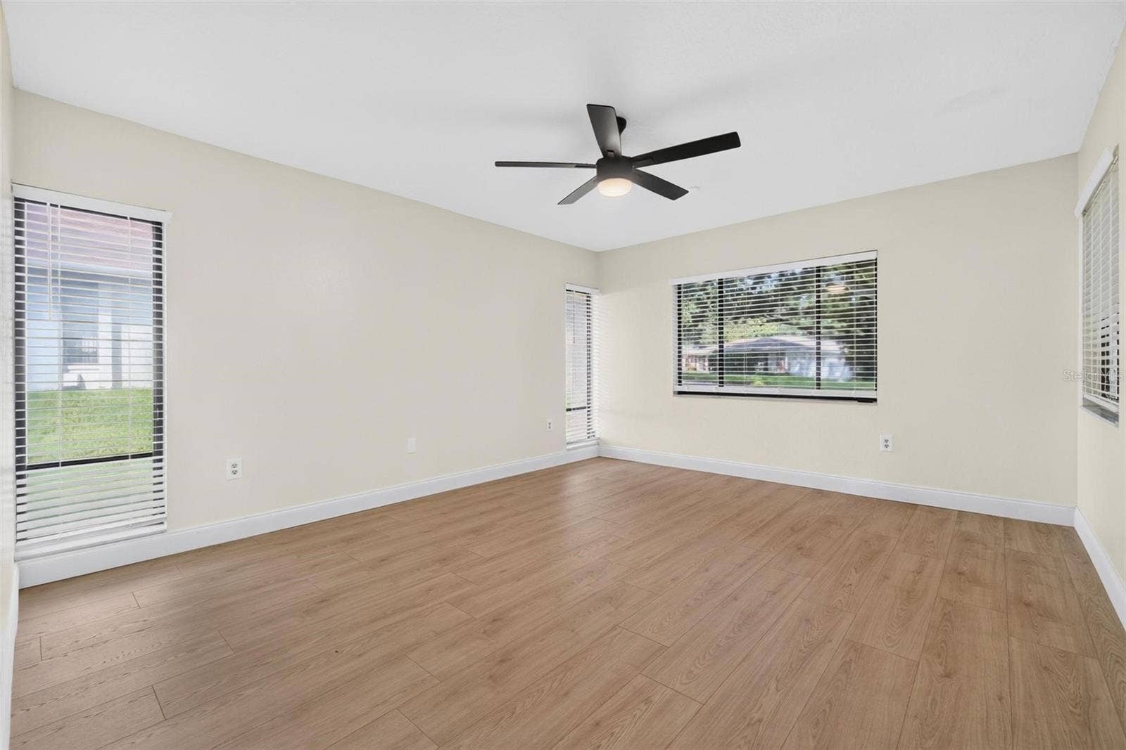 456 LAKEVIEW DRIVE, #5, Palm Harbor, FL 34683 456 LAKEVIEW DRIVE, #5, Palm Harbor, FL 34683