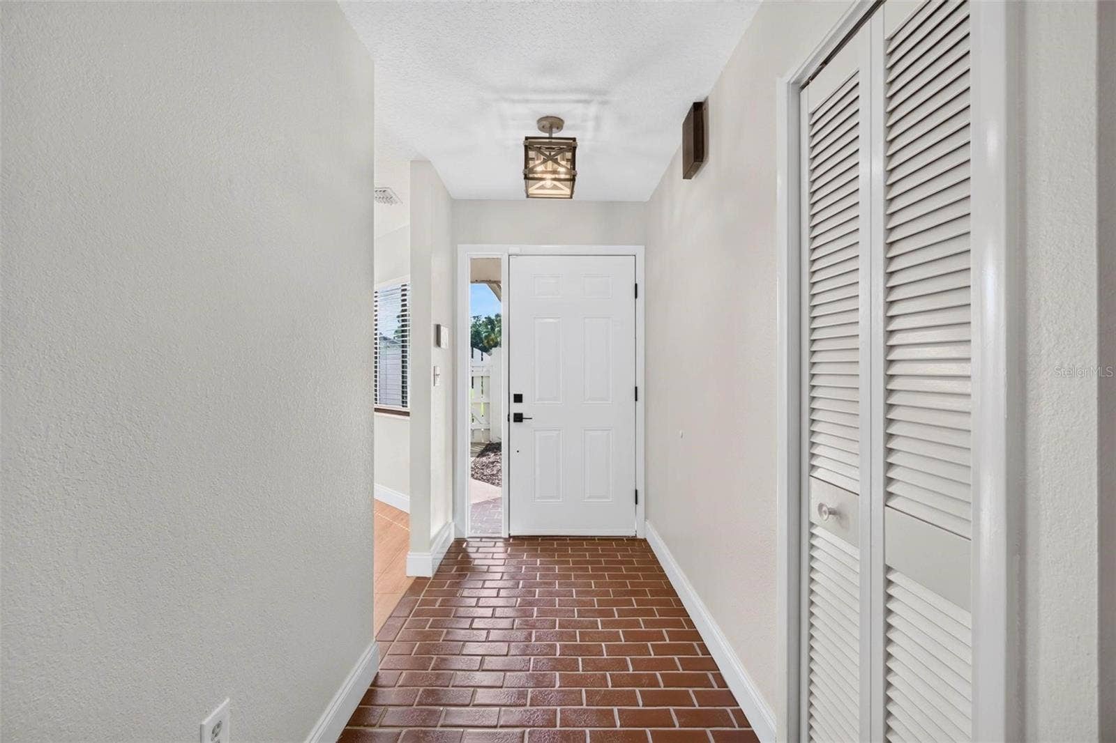 456 LAKEVIEW DRIVE, #5, Palm Harbor, FL 34683 456 LAKEVIEW DRIVE, #5, Palm Harbor, FL 34683