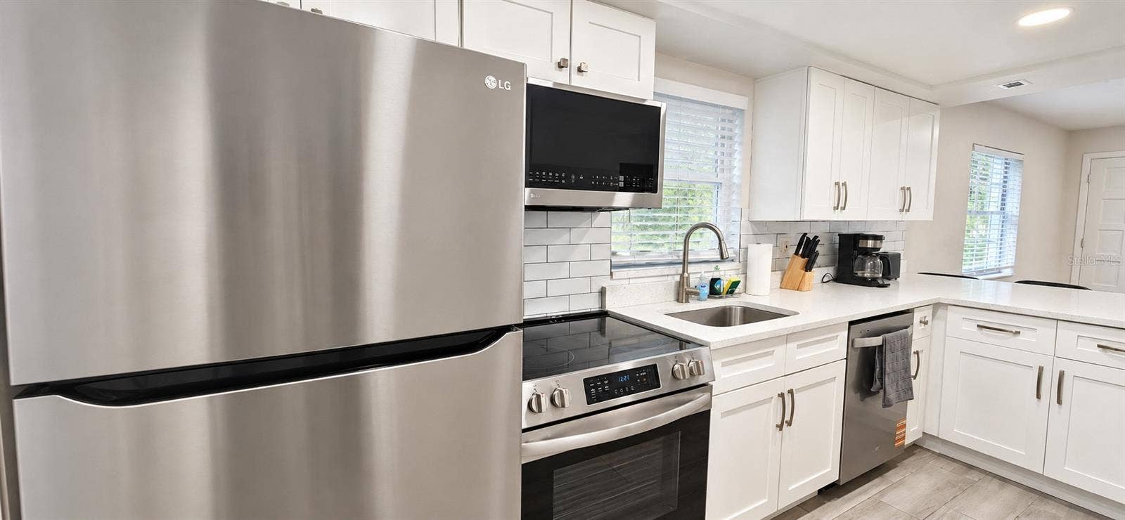 8090 50TH AVENUE N, #8092, St Petersburg, FL 33709 2/1 unit