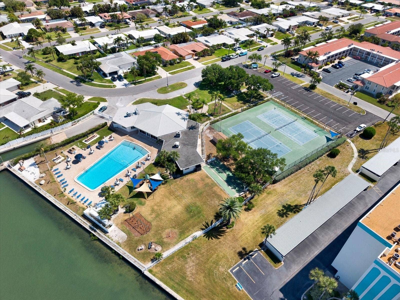 10216 REGAL DRIVE, #404, Largo, FL 33774 10216 REGAL DRIVE, #404, Largo, FL 33774