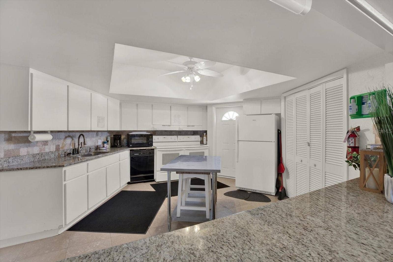 10216 REGAL DRIVE, #404, Largo, FL 33774 10216 REGAL DRIVE, #404, Largo, FL 33774