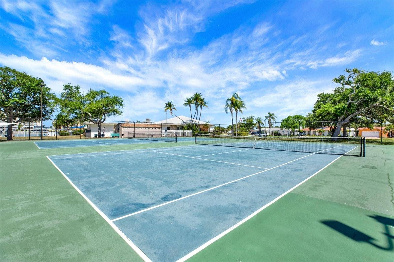 10216 REGAL DRIVE, #404, Largo, FL 33774 10216 REGAL DRIVE, #404, Largo, FL 33774