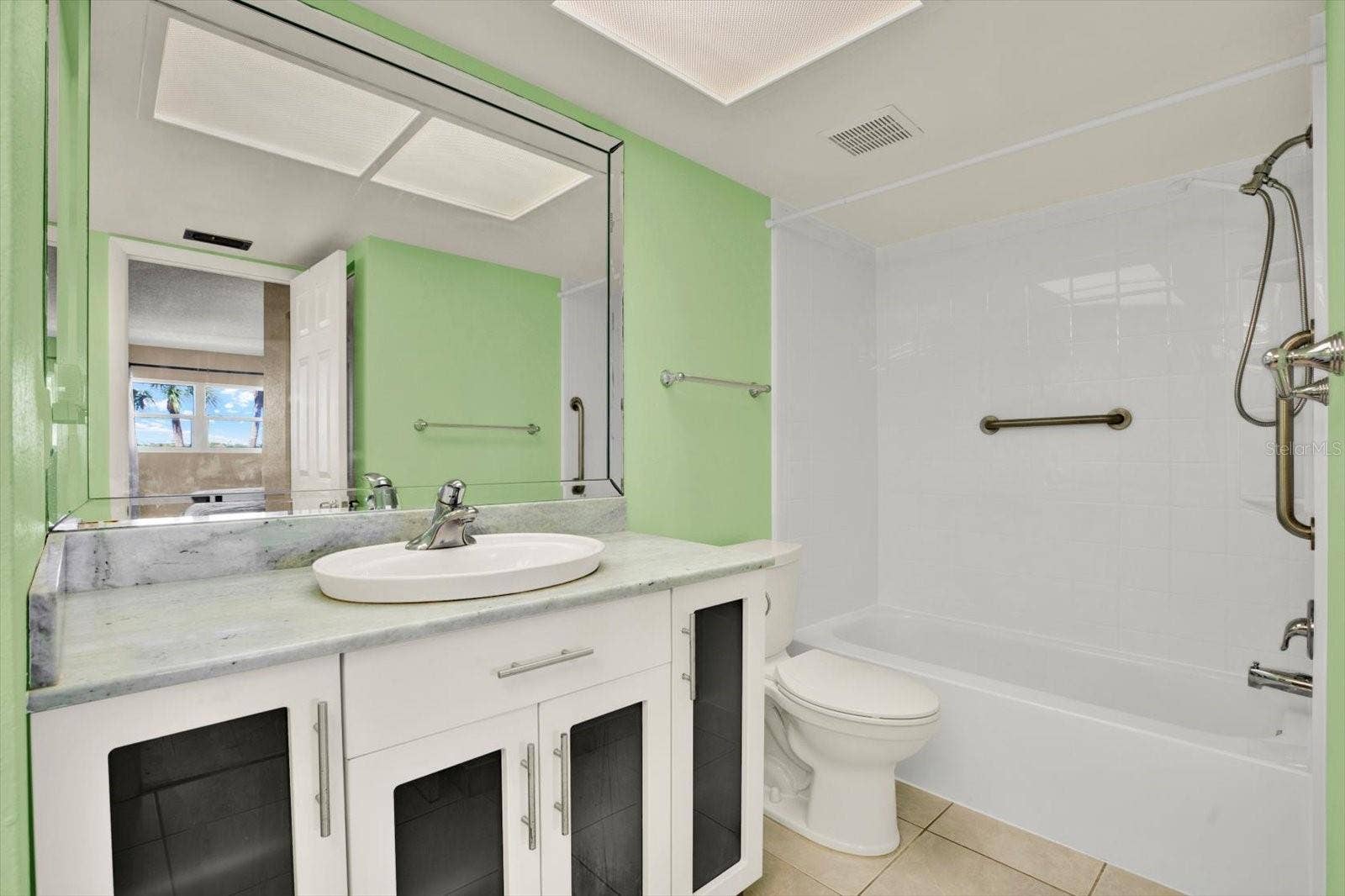 10216 REGAL DRIVE, #404, Largo, FL 33774 10216 REGAL DRIVE, #404, Largo, FL 33774