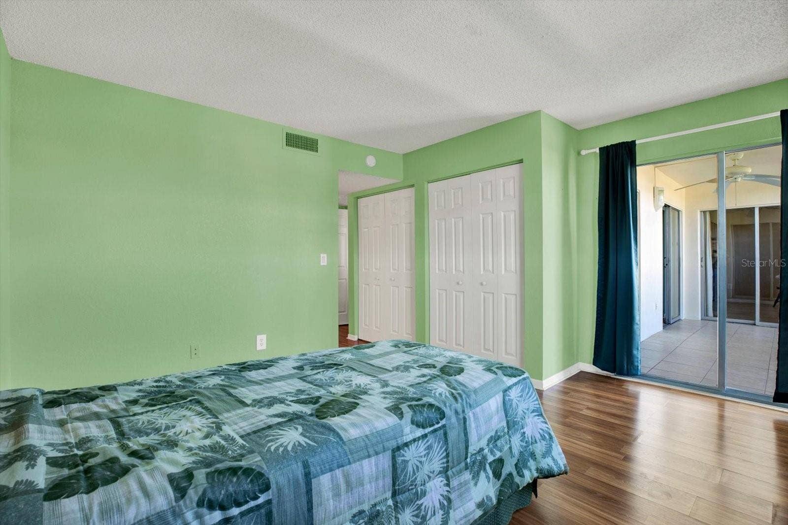10216 REGAL DRIVE, #404, Largo, FL 33774 10216 REGAL DRIVE, #404, Largo, FL 33774