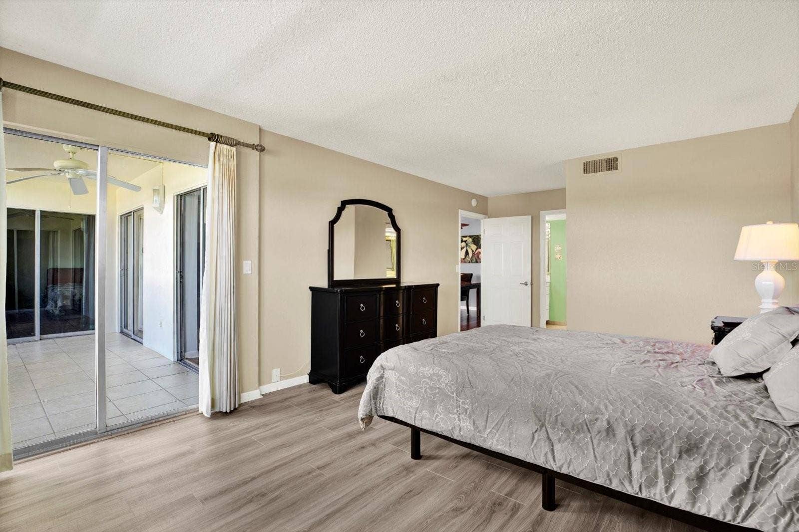 10216 REGAL DRIVE, #404, Largo, FL 33774 10216 REGAL DRIVE, #404, Largo, FL 33774