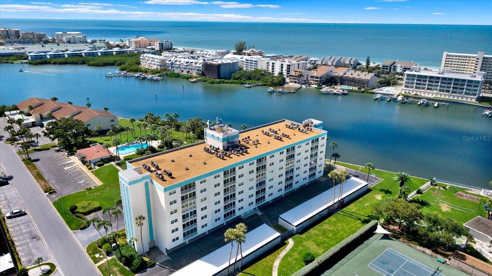 10216 REGAL DRIVE, #404, Largo, FL 33774 10216 REGAL DRIVE, #404, Largo, FL 33774