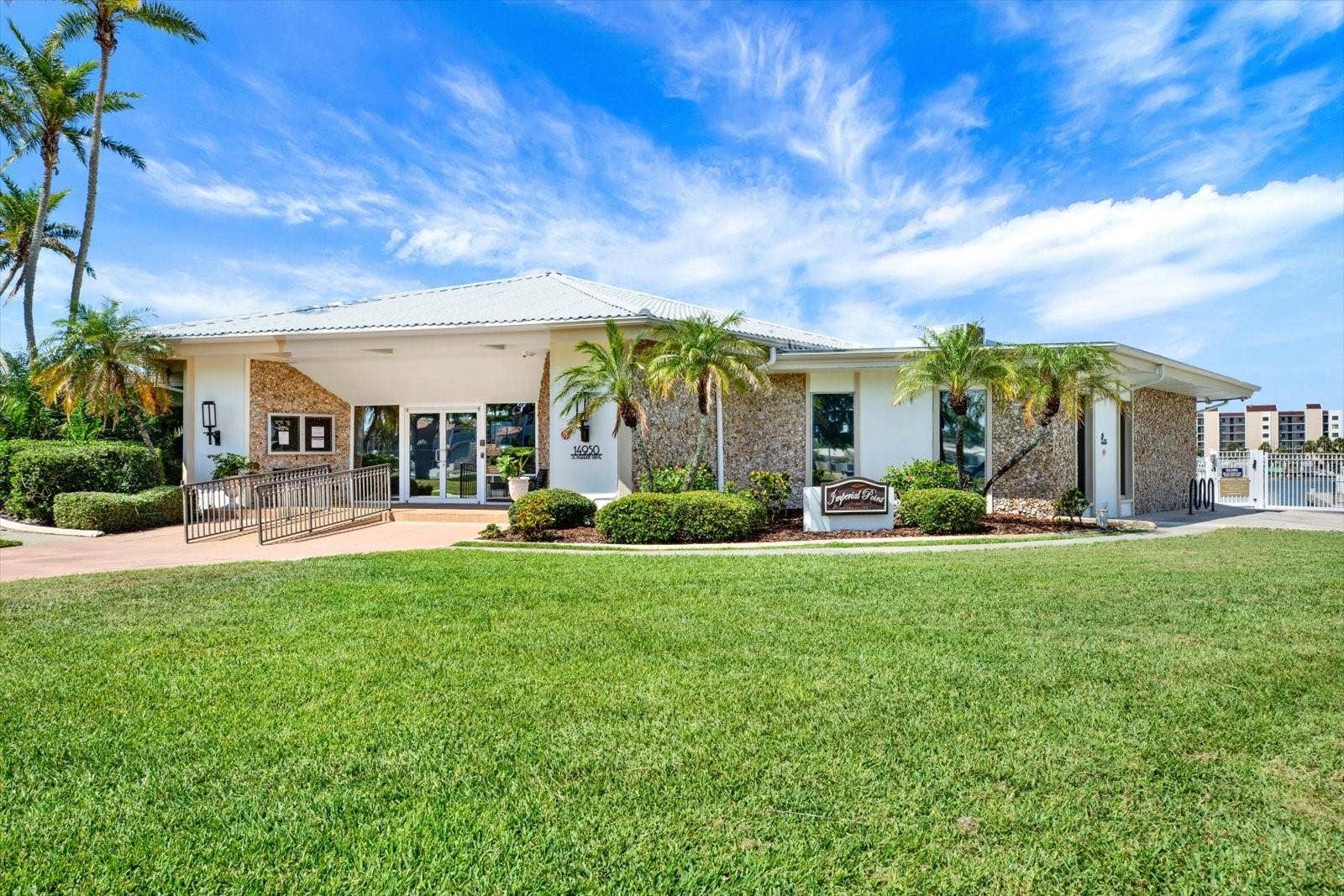 10216 REGAL DRIVE, #404, Largo, FL 33774 10216 REGAL DRIVE, #404, Largo, FL 33774