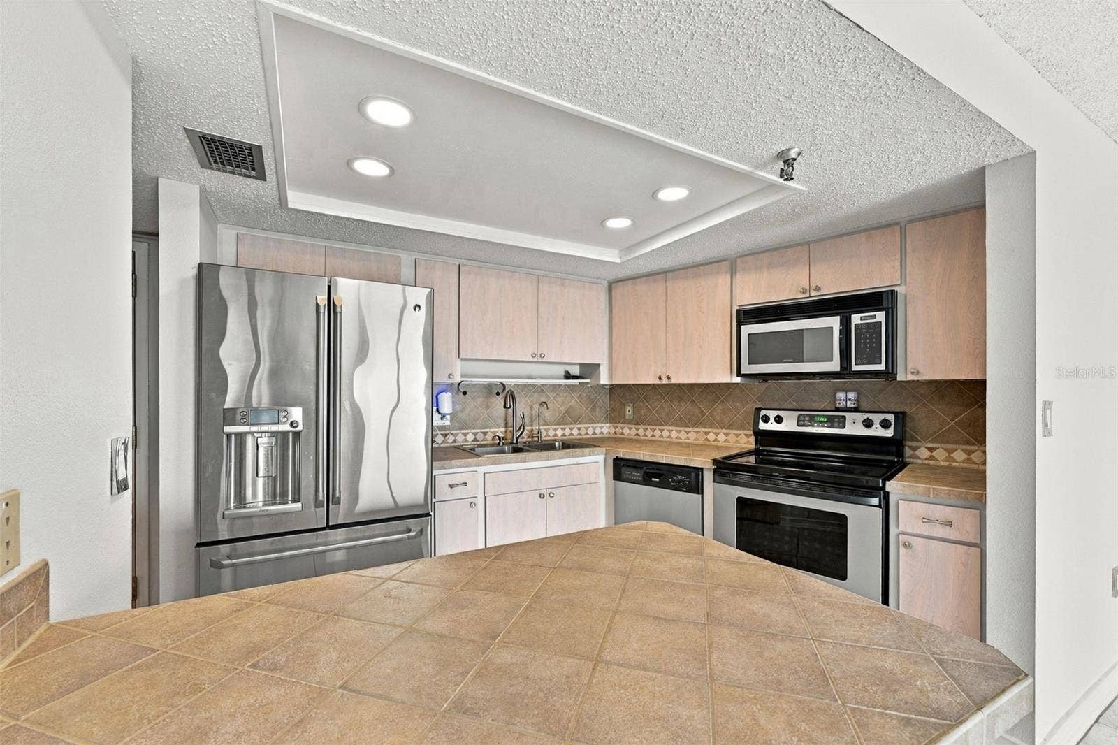 7430 SUNSHINE SKYWAY LANE S, #505, St Petersburg, FL 33711 7430 SUNSHINE SKYWAY LANE S, #505, St Petersburg, FL 33711