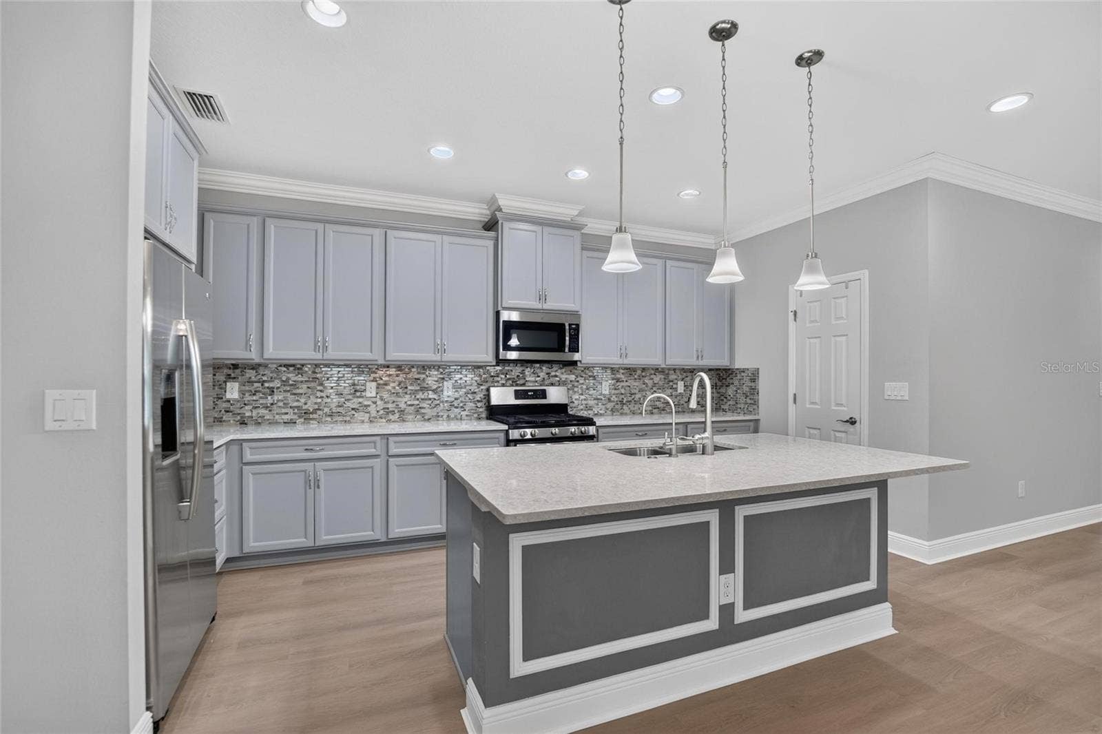 6134 COLMAR PLACE, Apollo Beach, FL 33572 6134 COLMAR PLACE, Apollo Beach, FL 33572